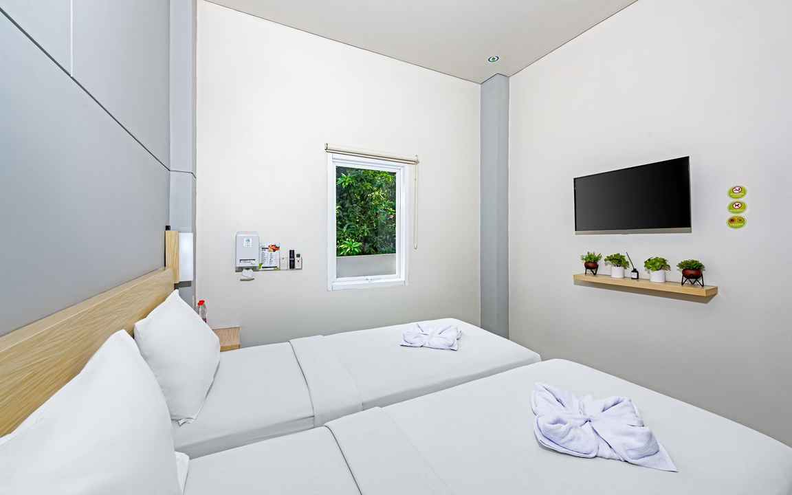 Interior Deluxe Twin di IXO Hotel Bekasi